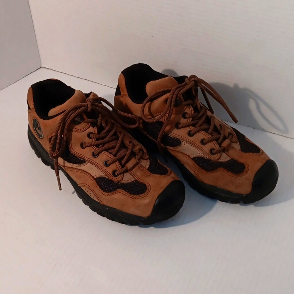 Merrell Millennium M2 Vibram Hiking Shoes Boots 8.5 Women's